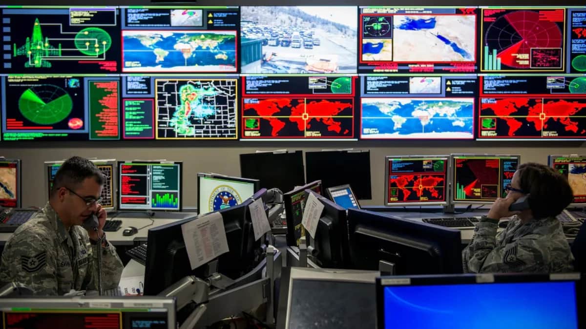 NORAD: Centro di controllo aereo del Nord America